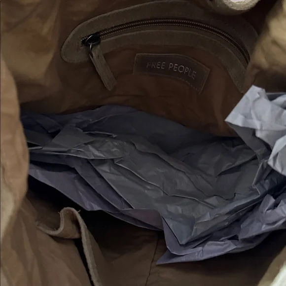 FREE PEOPLE
Bobbi Slouch Suede Tote - Sand - Picture 8 of 8